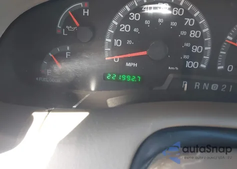 2000 Ford Expedition Xlt z USA, uszkodzony, nr VIN 1FMPU16L6YLC10313